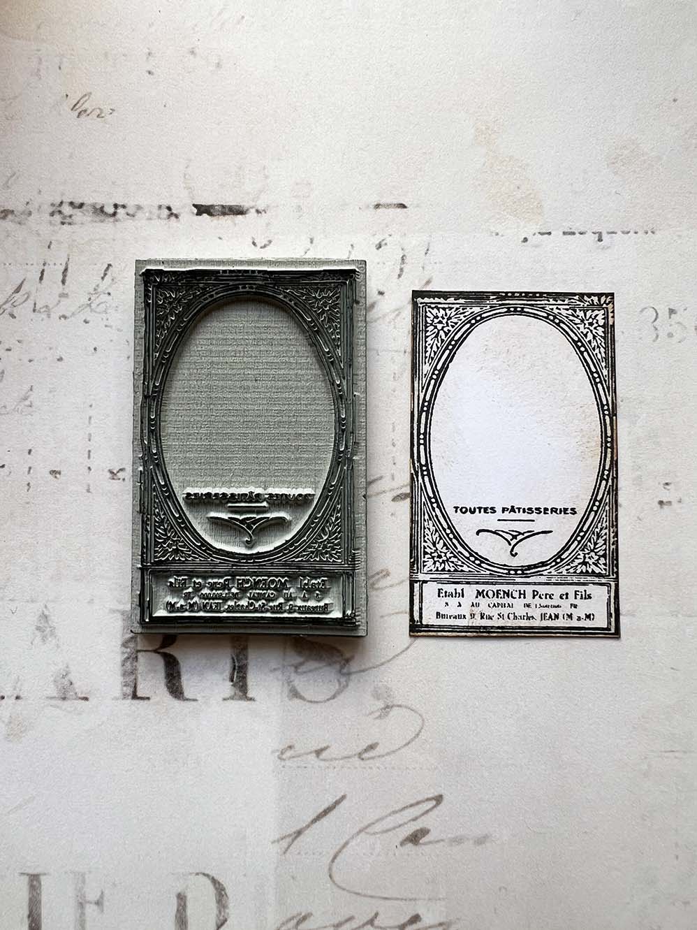 'French Oval Frame' Rubber Stamp by Mic Moc (楕円形額縁) from micmoc.com