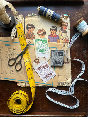 'Vintage Silk Threads' Rubber Stamp by Mic Moc (絹糸包装) by Mic Moc from micmoc.com