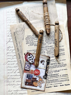 Dolly Pins (vintage clothes pegs replicas) 4 Pk/4個