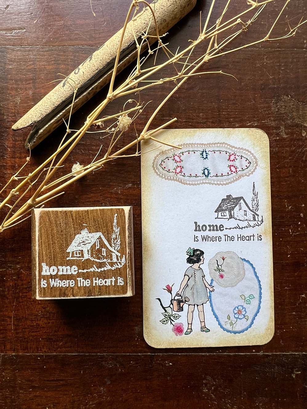 'Home Is Where The Heart Is' Wood Rubber Stamp by Mic Moc (家は心がある場所です) from micmoc.com