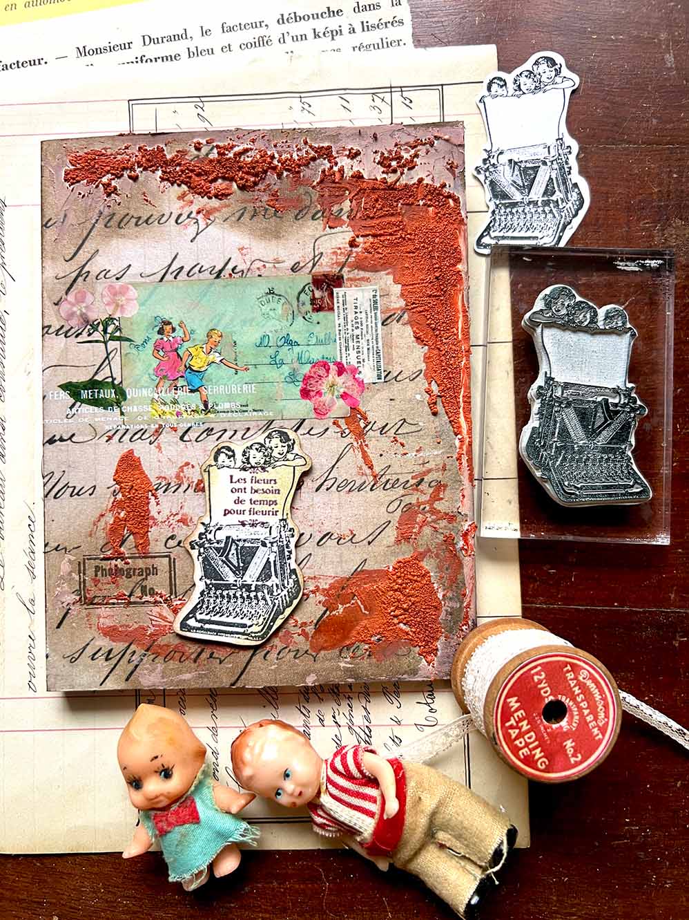 'My Vintage Typewriter' Rubber Stamp by Mic Moc (タイプライター) Vintage-themed collage with typewriter, antique dolls, and vintage spool of thread 