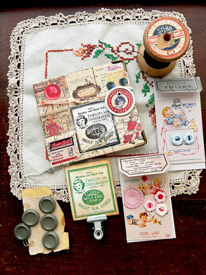 Old Cotton Cord Card Rubber Stamp by Mic Moc (綿糸カード) from micmoc.com