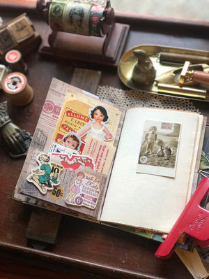 Vintage Photos 'Petite Portraits' (小さな色褪せた写真) - 13 Pc from micmoc.com at Mic Moc