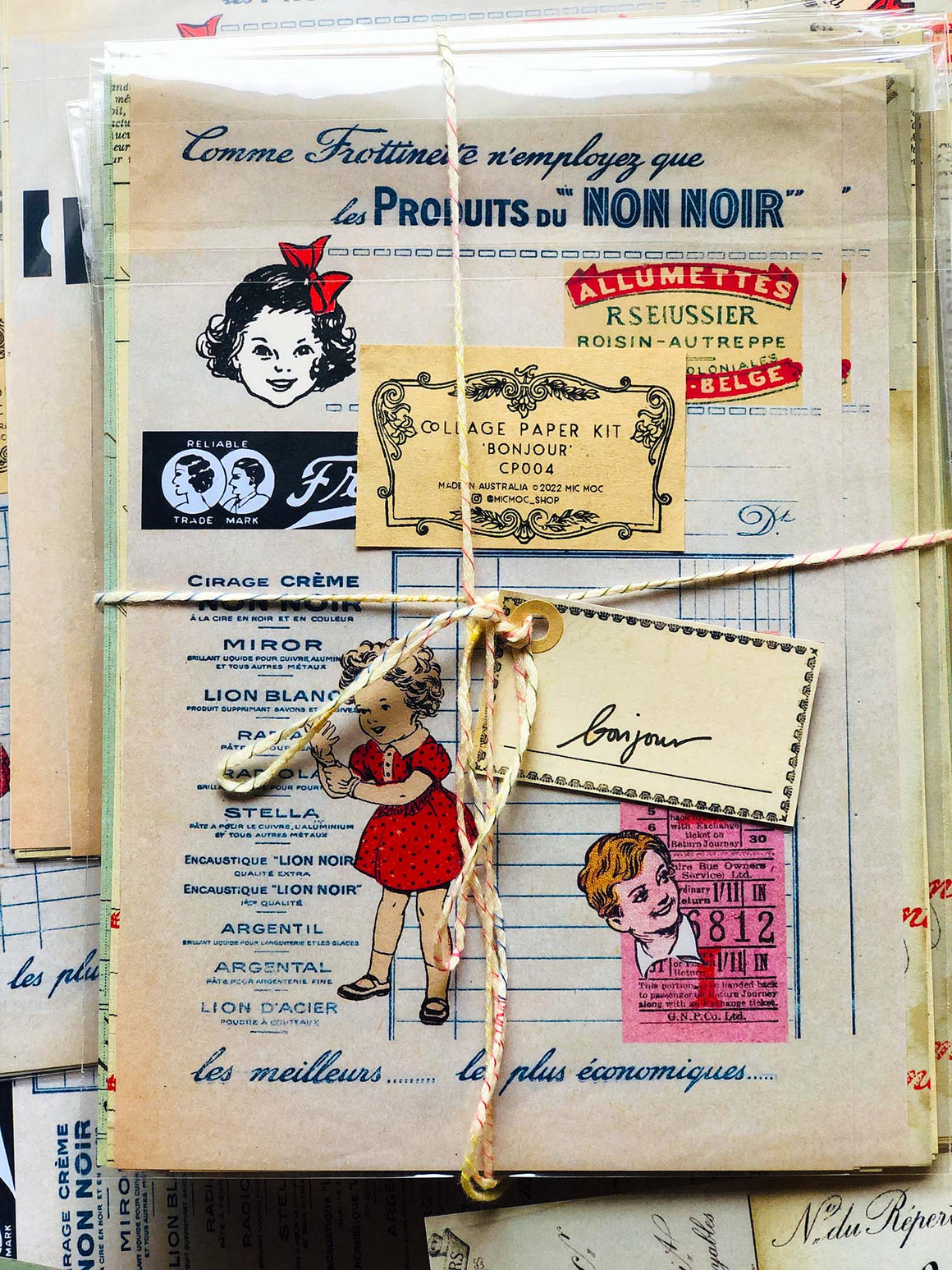 Collage Paper Kit CP004: ‘Bonjour’ (12 Pk/12 枚)紙セット「ボンジュール」by micmoc.com 