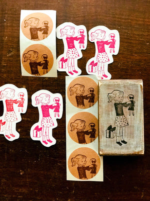 ‘Hope You Love It’ Wood Rubber Stamp by Mic Moc ('あなたがそれを愛することを願っています') from micmoc.com