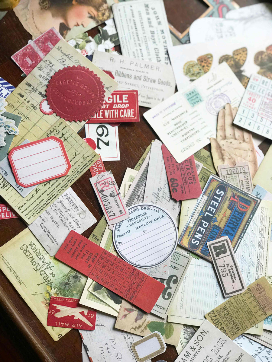 Tim Holtz® Idea-ology 'Keepsakes' Die Cuts TH93958Tim Holtz® Idea-ology 'Keepsakes' Die Cuts TH93958 from micmoc.com