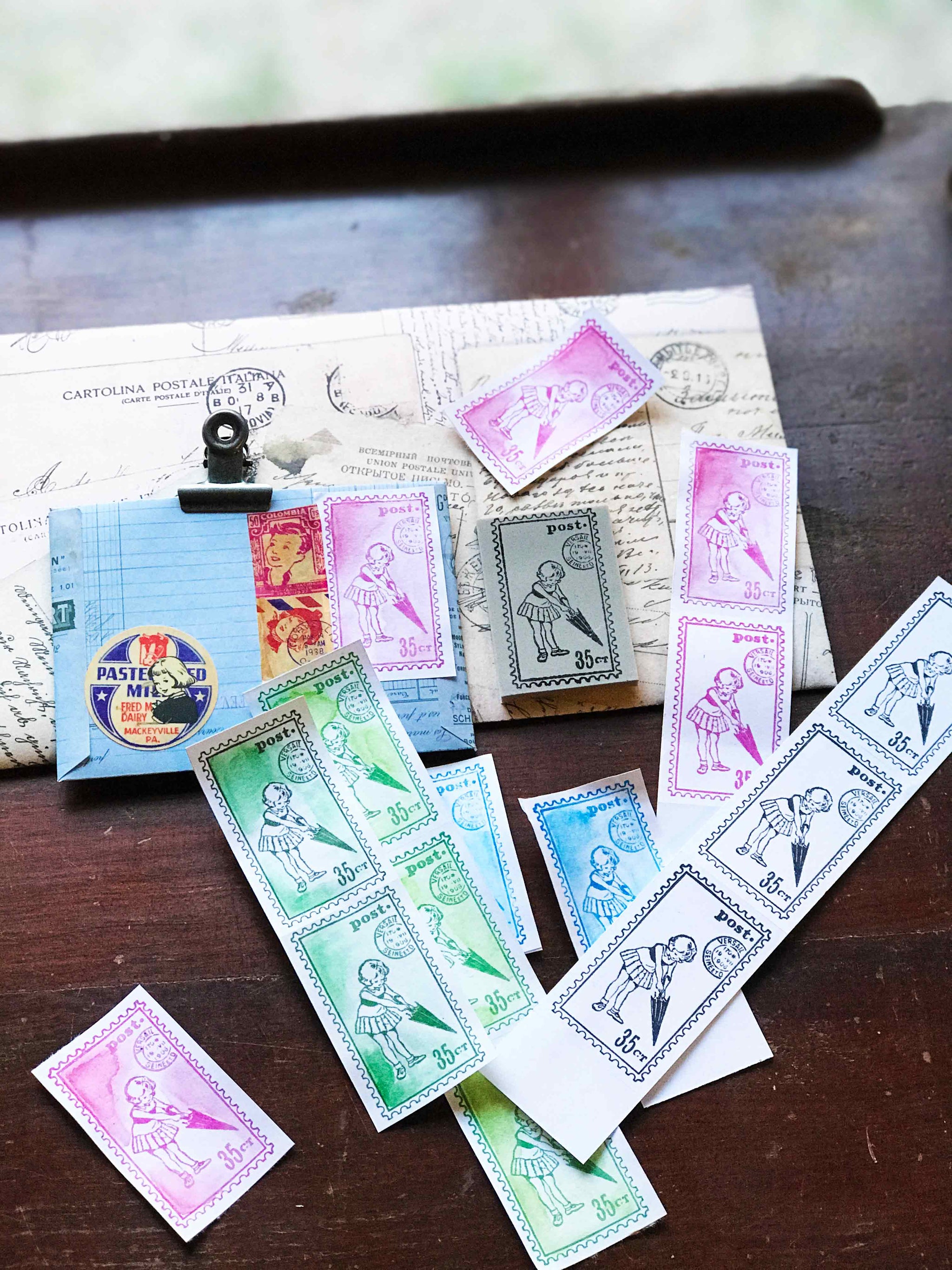 Rainy Day Postage Rubber Stamp by Mic Moc from micmoc.com (郵便切手ハンコ)