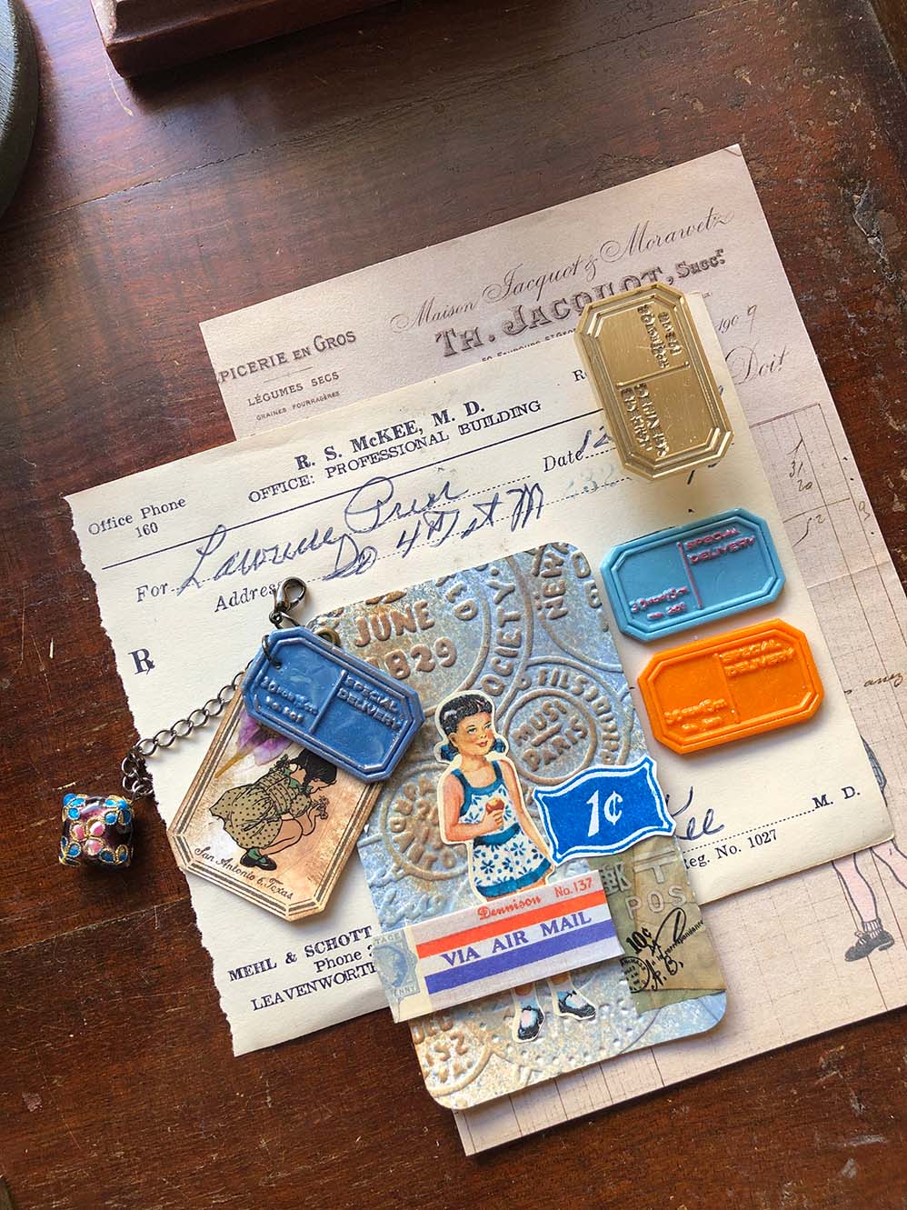Wax Seal 'Special Delivery' ('特別配達' 封印) from micmoc.com at Mic Moc