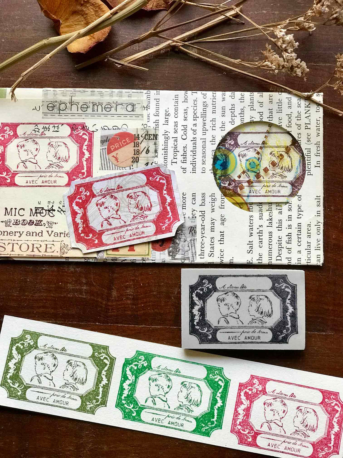 Pre-order ‘Avec Amour’ (With Love 愛を込めて) Rubber Stamp by Mic Moc from micmoc.com