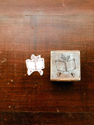 'Big Book' Wood Rubber Stamp by Mic Moc ('大きな本') by Mic Moc from micmoc.com