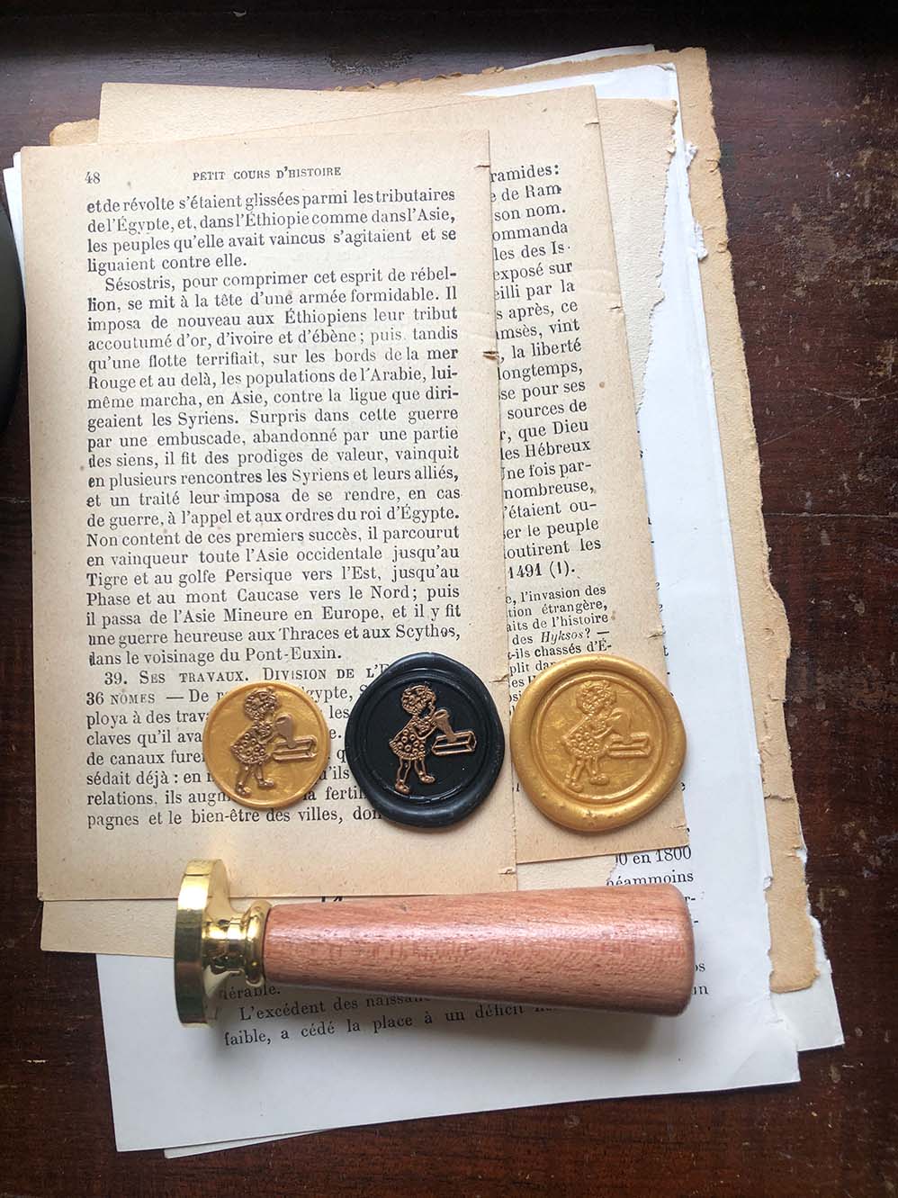 Wax Seal - 'My Big Little Stamp' ('私の大きな小さなスタンプ'封印) from micmoc.com at Mic Moc