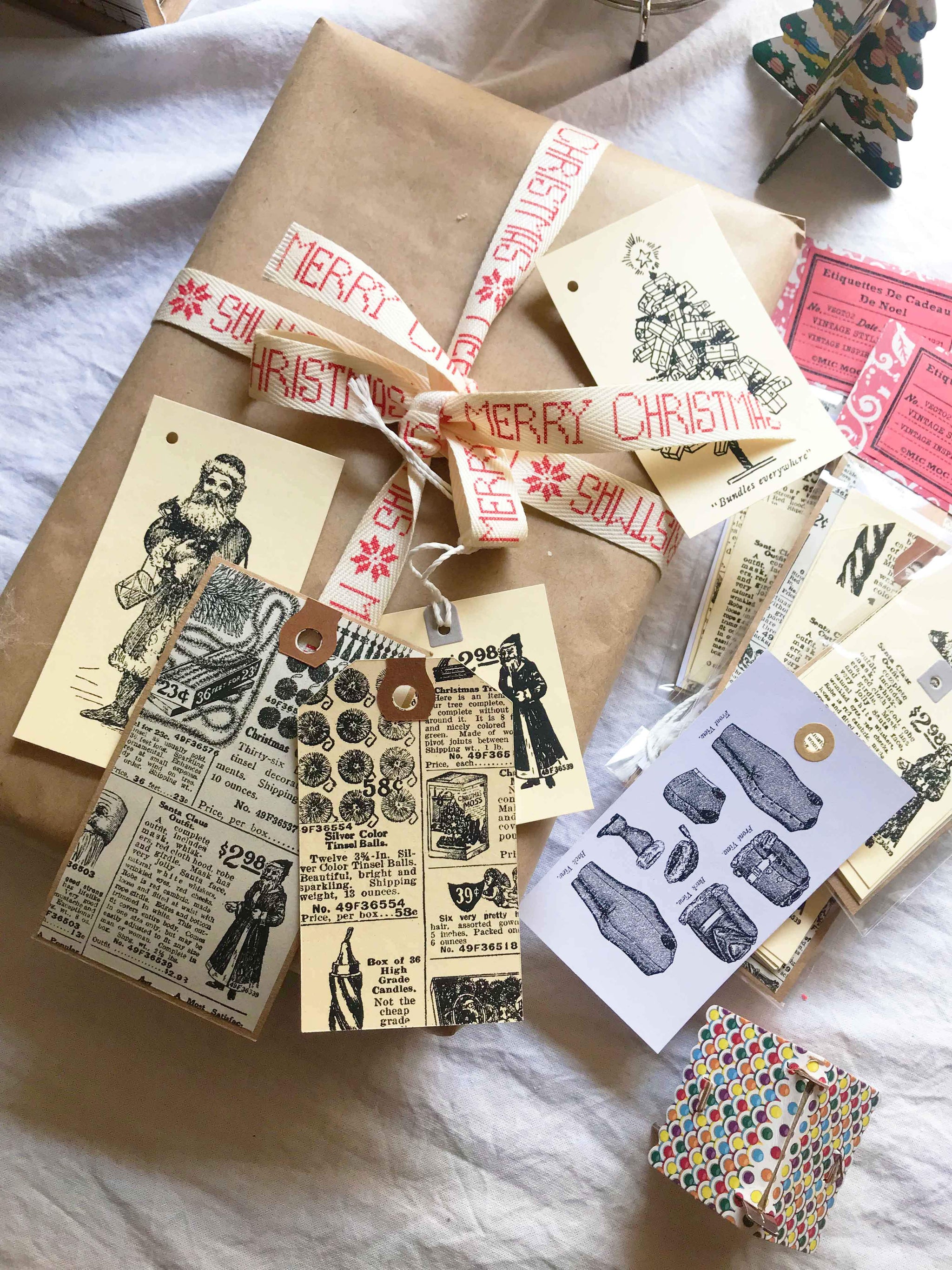 Vintage inspired Christmas Gift Tags - Christmas (6 pc) from micmoc.com at Mic Moc Curated Emporium