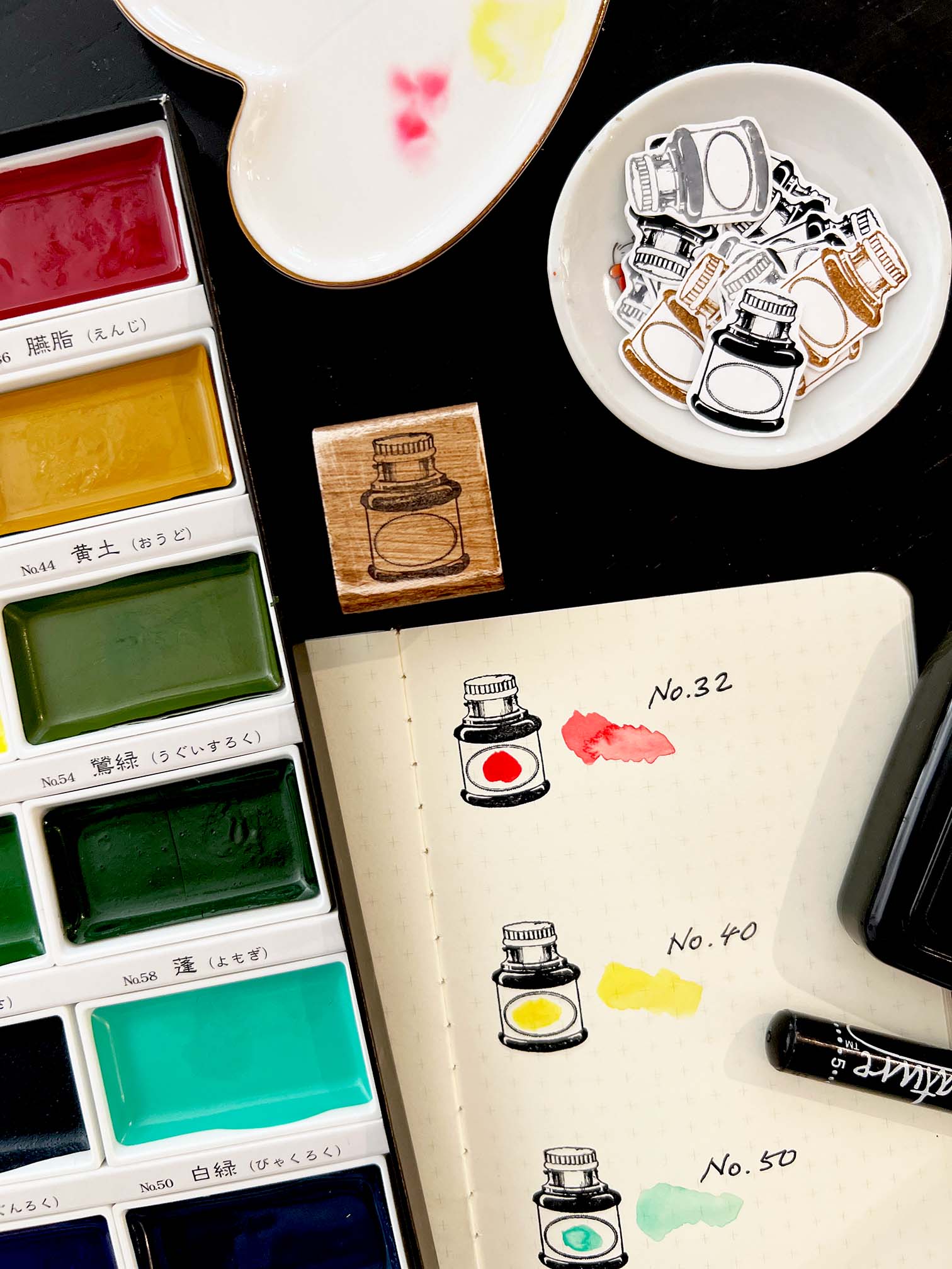 'Mini Vintage Ink Bottle' Wood Rubber Stamp by Mic Moc (アンティークインクボトル)